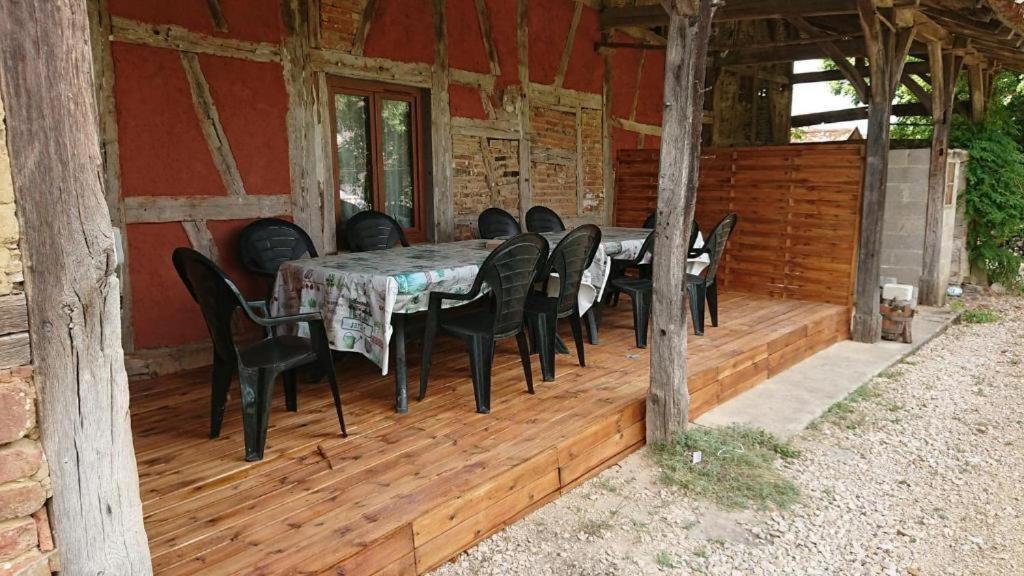 A La Poularde B&B Curciat-Dongalon Værelse billede